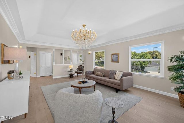 5345 S Verdun Avenue, Los Angeles, CA 90043