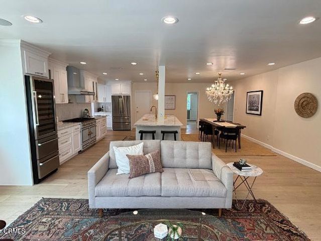 5345 S Verdun Avenue, Los Angeles, CA 90043