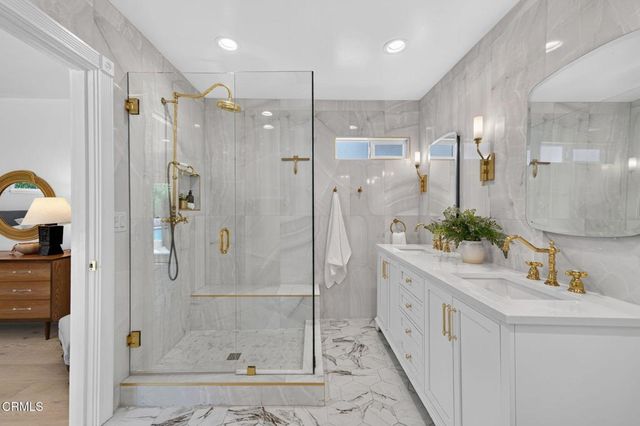 5345 S Verdun Avenue, Los Angeles, CA 90043