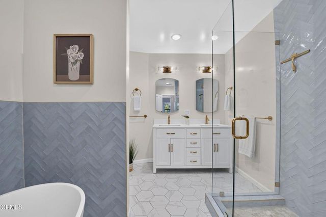 5345 S Verdun Avenue, Los Angeles, CA 90043