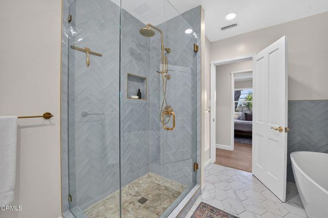 5345 S Verdun Avenue, Los Angeles, CA 90043