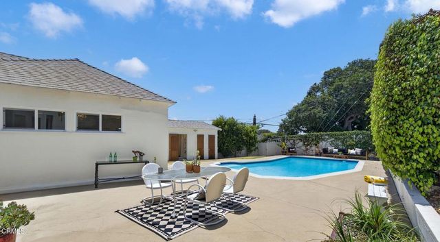 5345 S Verdun Avenue, Los Angeles, CA 90043