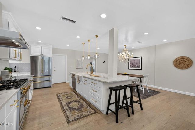 5345 S Verdun Avenue, Los Angeles, CA 90043