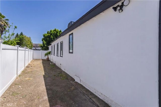 6657 Sylvia Avenue, Reseda, CA 91335