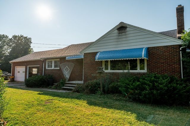 9202 & 9192 MIDDLE Road, Girard, PA 16417