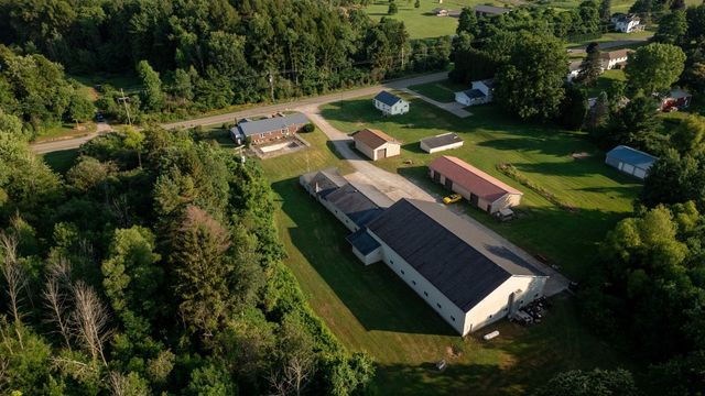 9202 & 9192 MIDDLE Road, Girard, PA 16417