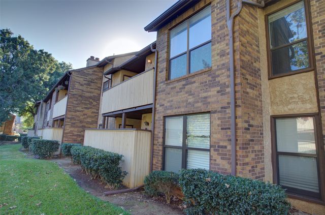 1109 Calico Lane 1820, Arlington, TX 76011