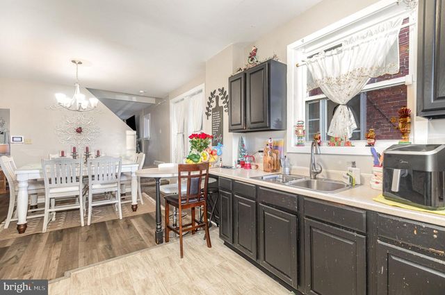 1120 N 15TH ST, Harrisburg, PA 17103