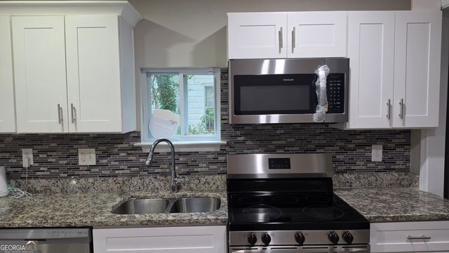2609 Hood Avenue NW, Atlanta, GA 30318