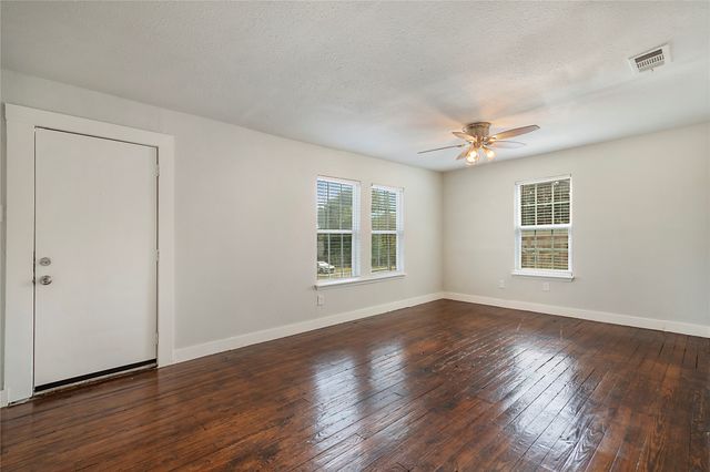 3109 E 12th Street, Fort Worth, TX 76111