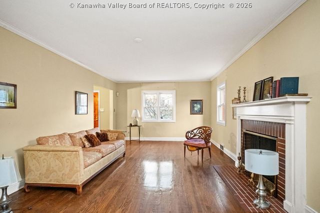 4315 Staunton Avenue Se, Charleston, WV 25304