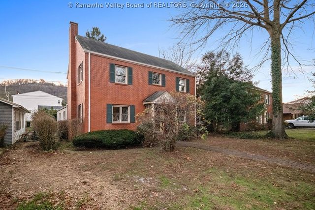 4315 Staunton Avenue Se, Charleston, WV 25304