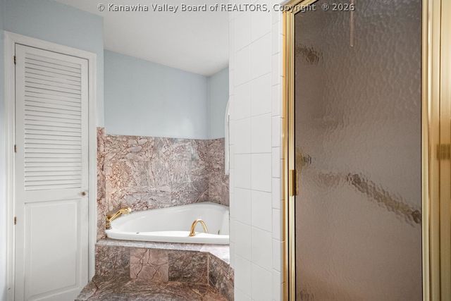 4315 Staunton Avenue Se, Charleston, WV 25304