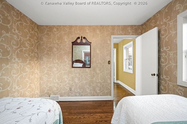 4315 Staunton Avenue Se, Charleston, WV 25304