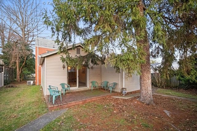 4315 Staunton Avenue Se, Charleston, WV 25304