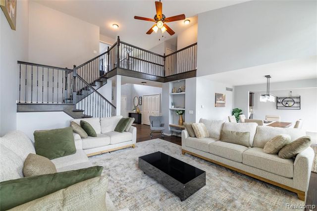 37421 Theresa Lane, New Boston, MI 48164