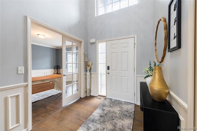 37421 Theresa Lane, New Boston, MI 48164