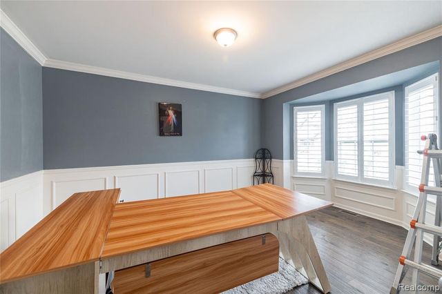 37421 Theresa Lane, New Boston, MI 48164