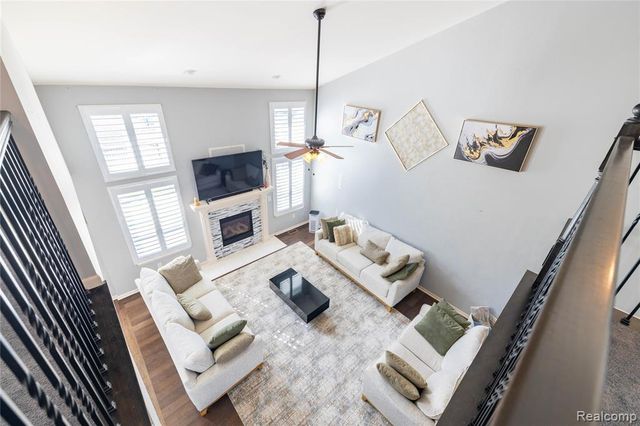 37421 Theresa Lane, New Boston, MI 48164