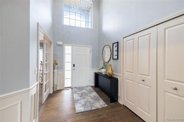 37421 Theresa Lane, New Boston, MI 48164