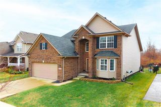 37421 Theresa Lane, New Boston, MI 48164