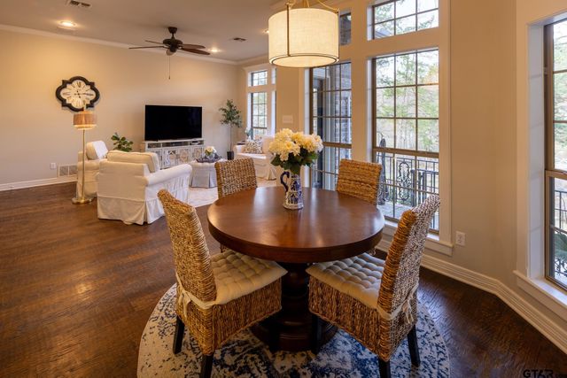 4010 Pinecreek Dr, Tyler, TX 75707