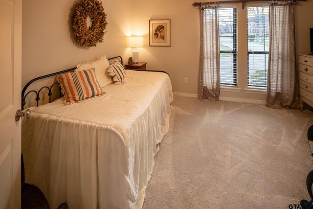 4010 Pinecreek Dr, Tyler, TX 75707