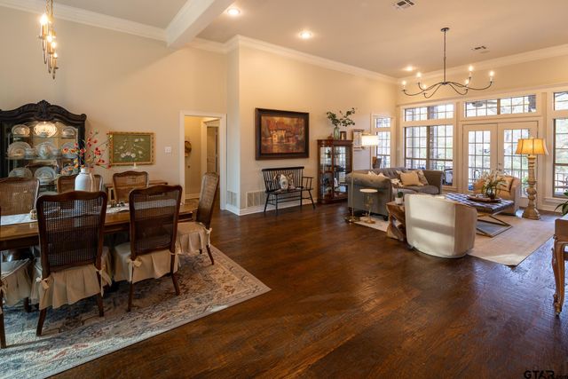 4010 Pinecreek Dr, Tyler, TX 75707