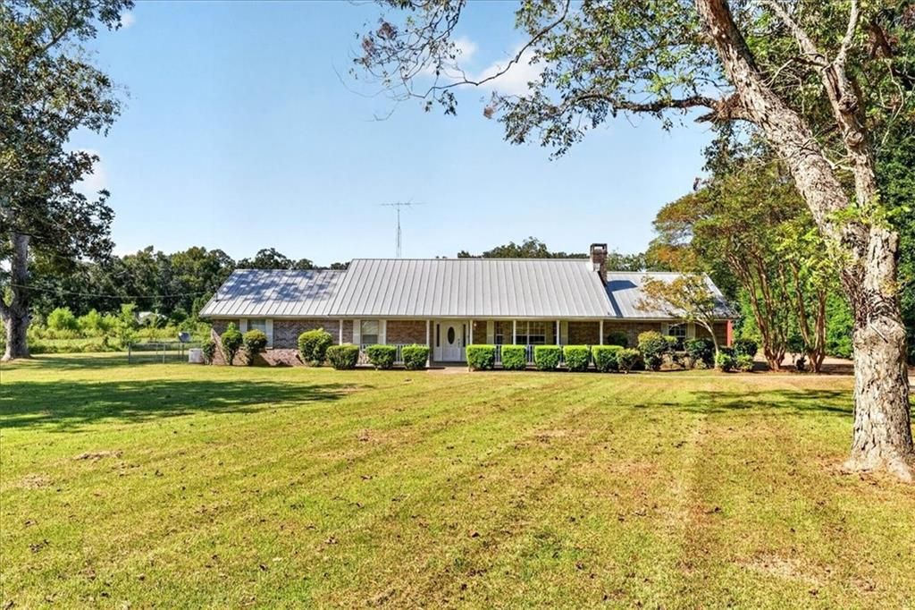 13660 Highway 90, Grand Bay, AL 36541 — exterior