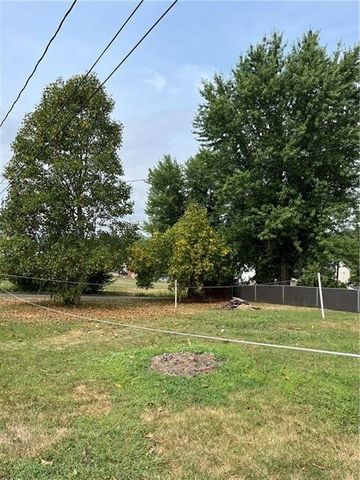 415 1st Street, North Union Twp, PA 15456