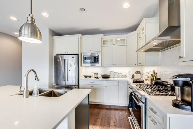 2618 N Halsted Street 3N, Chicago, IL 60614