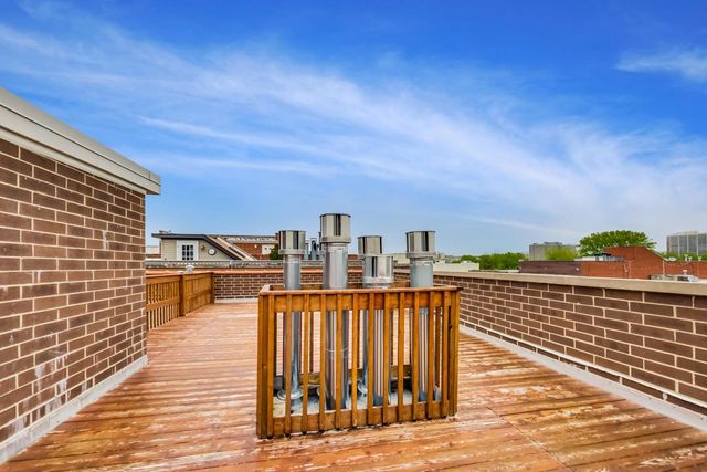 2618 N Halsted Street 3N, Chicago, IL 60614