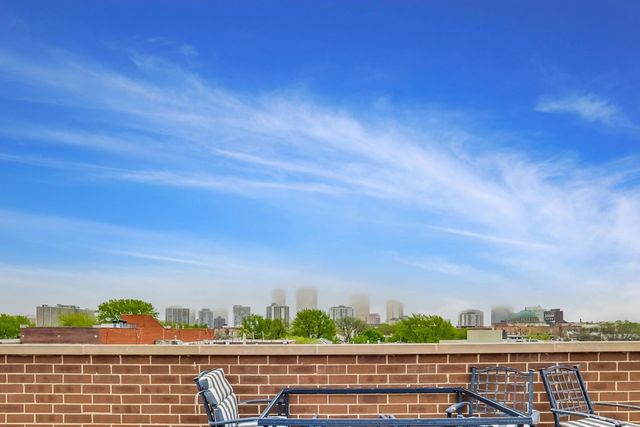 2618 N Halsted Street 3N, Chicago, IL 60614