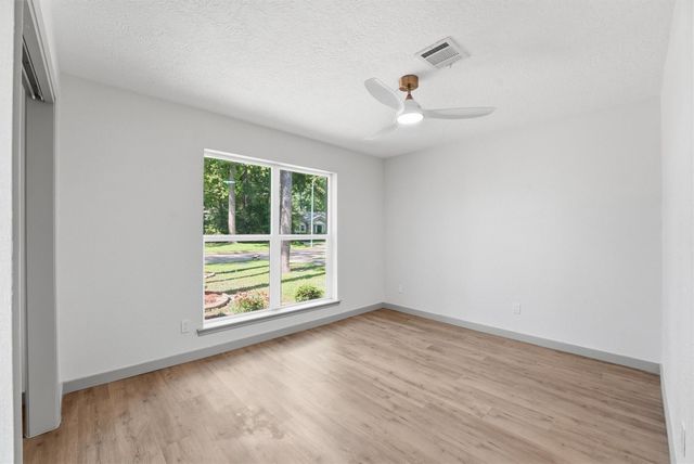 1914 Lazy Grove Drive, Houston, TX 77339