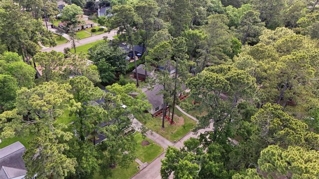 1914 Lazy Grove Drive, Houston, TX 77339
