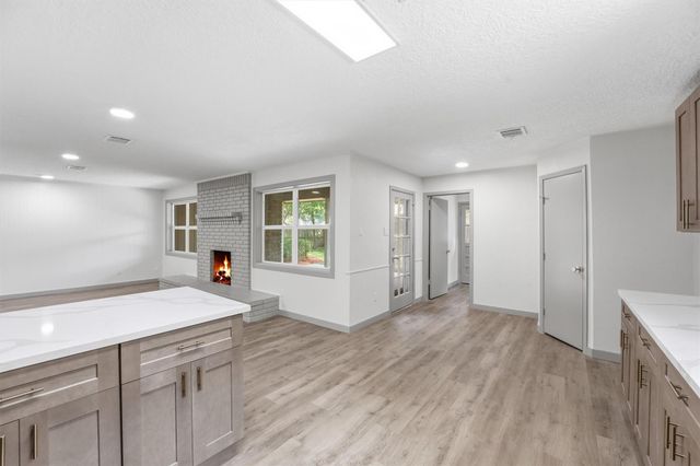 1914 Lazy Grove Drive, Houston, TX 77339