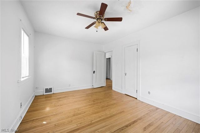 1140 Quilliams Road, Cleveland Heights, OH 44121