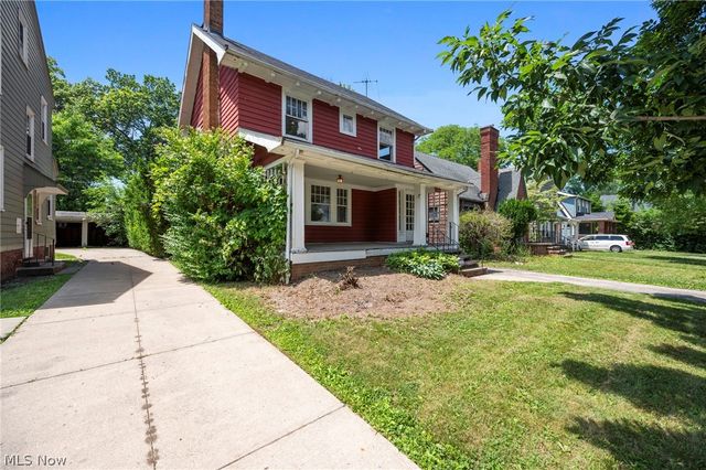 1140 Quilliams Road, Cleveland Heights, OH 44121