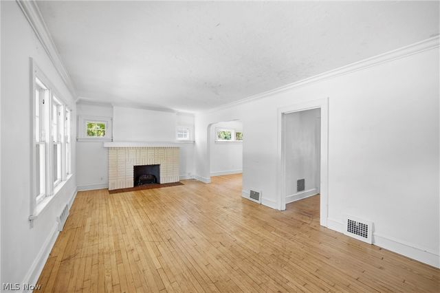 1140 Quilliams Road, Cleveland Heights, OH 44121