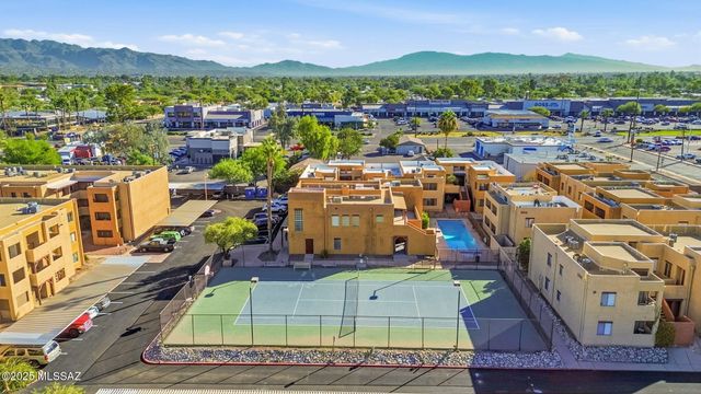 1810 E Blacklidge Dr Apt 1026, Tucson, AZ 85719