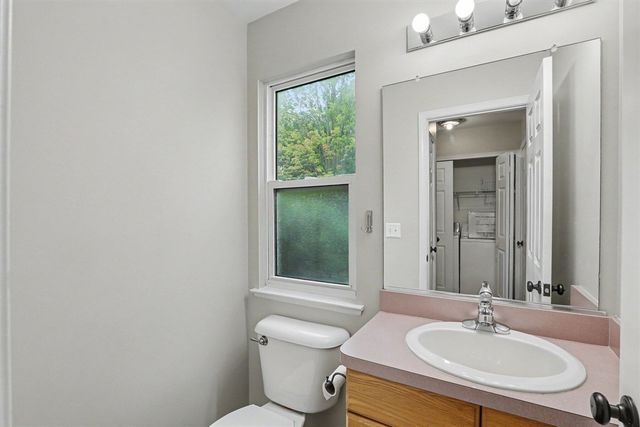 2138 Vail Court, Ann Arbor, MI 48108