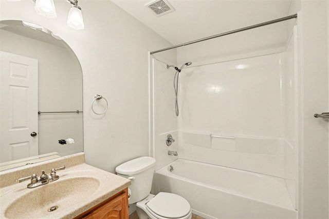 2138 Vail Court, Ann Arbor, MI 48108