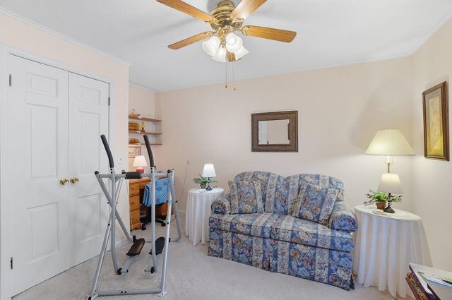 435 Park Avenue, Apt 101, Fostoria, OH 44830