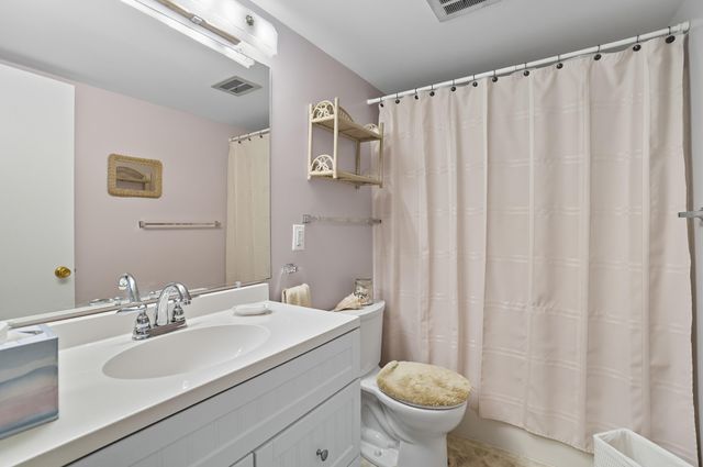 435 Park Avenue, Apt 101, Fostoria, OH 44830