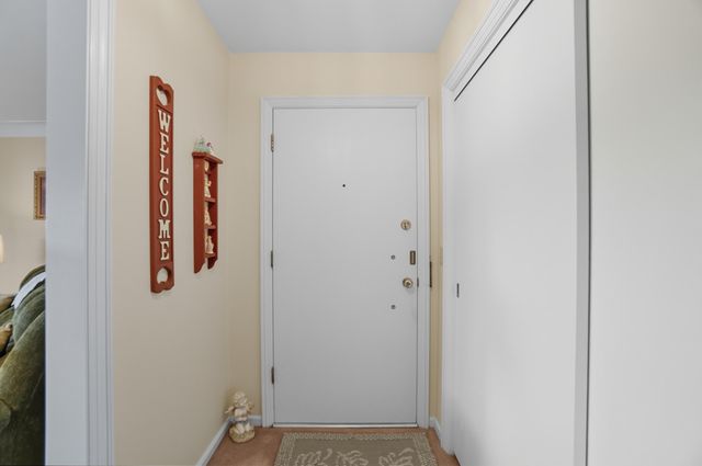 435 Park Avenue, Apt 101, Fostoria, OH 44830