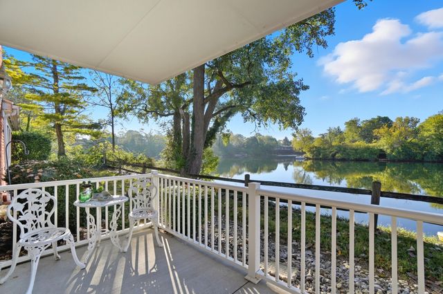 435 Park Avenue, Apt 101, Fostoria, OH 44830