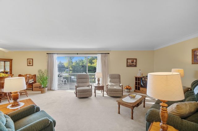 435 Park Avenue, Apt 101, Fostoria, OH 44830