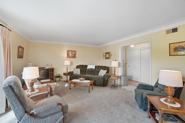 435 Park Avenue, Apt 101, Fostoria, OH 44830