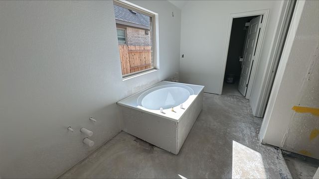 271 Grey Leaf RD, Buda, TX 78610