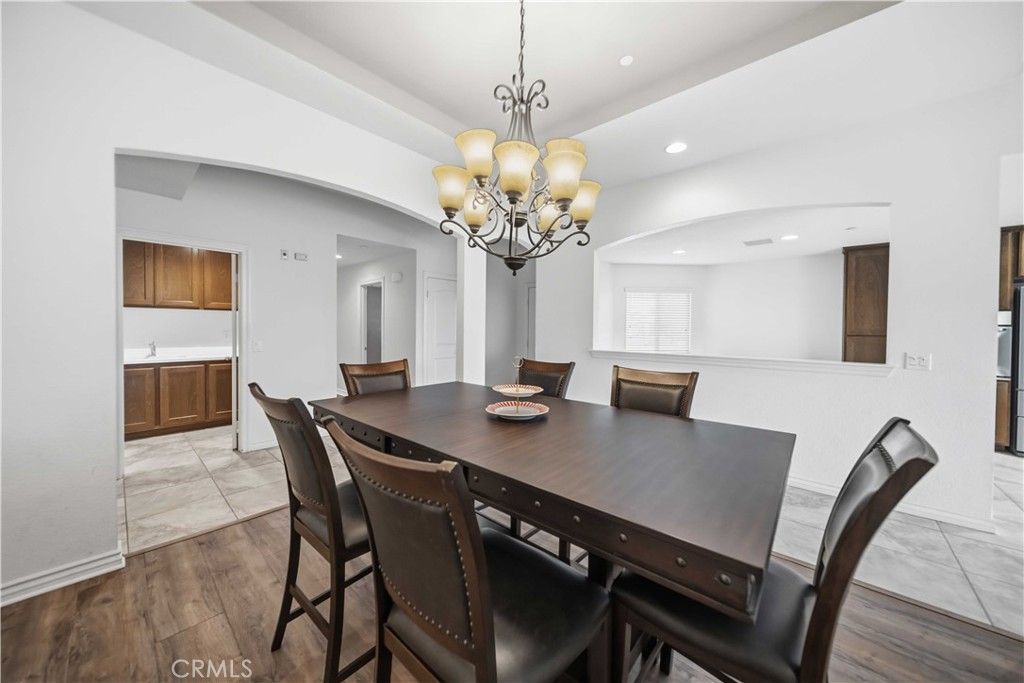 Image 14 of property listing at 5704 W Forry Court, Lancaster, CA 93536